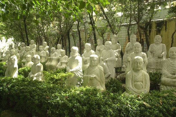 Fo Guang Shan - Five Hundred Arhats Garden