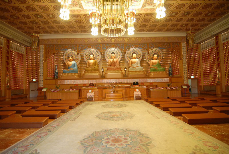 Main Shrine of Nan Tien Temple
